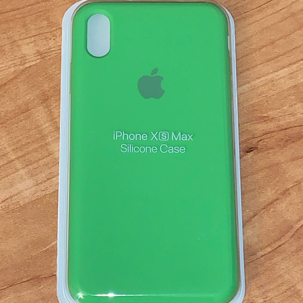 New Apple iPhone XS Max Case Green